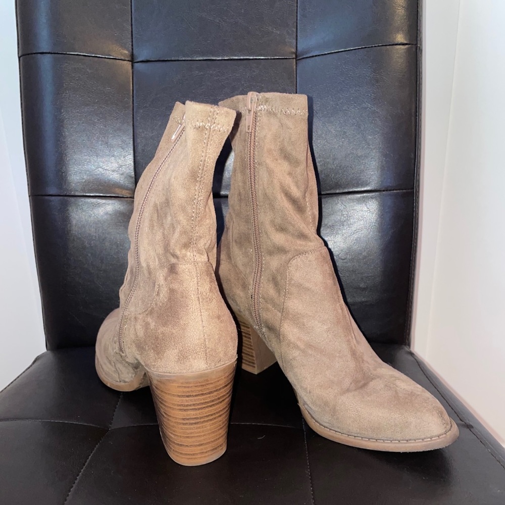 Light brown ankle boots
